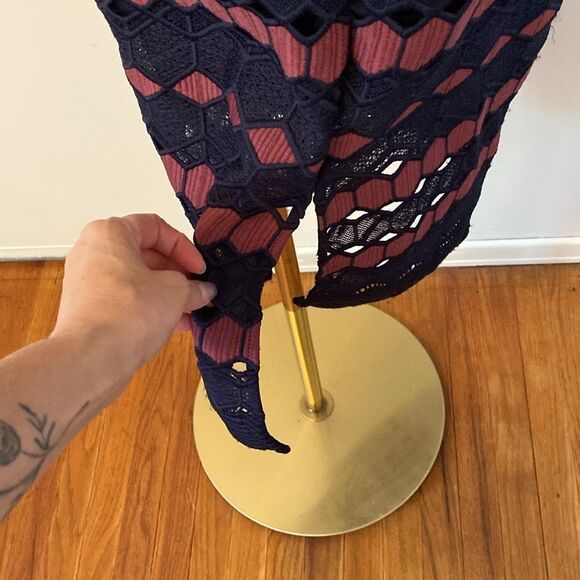 Bardot Navy & Mauve Diamond Lace Bodycon Dress Size 4 NWT - Picture 9 of 14